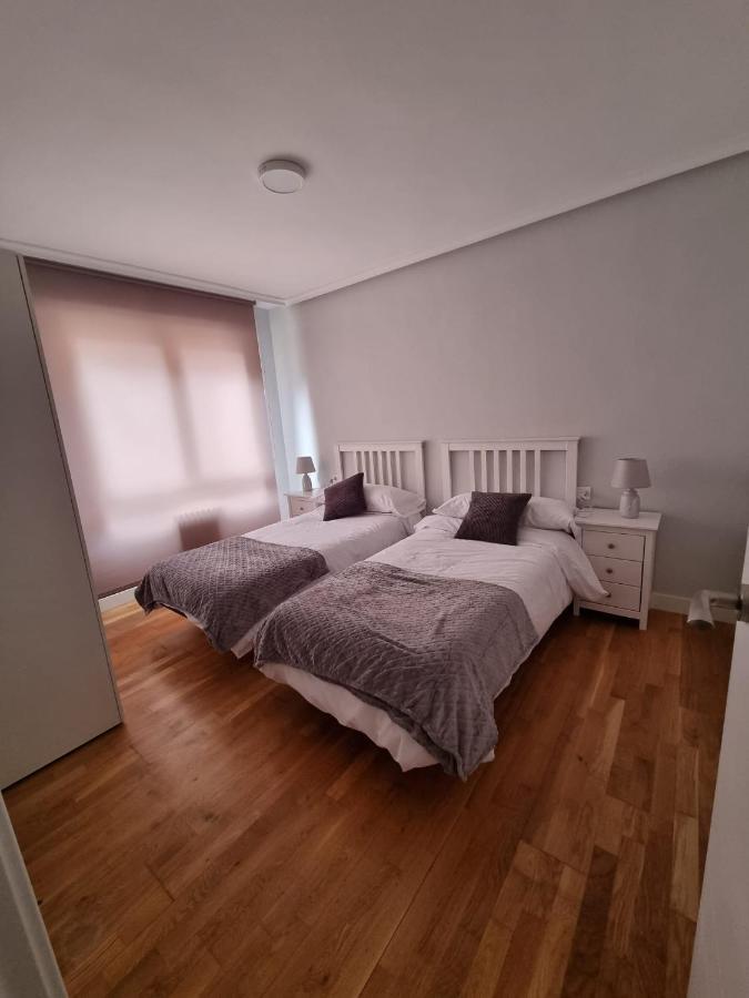Apartment Vivienda Silvia Renfe León